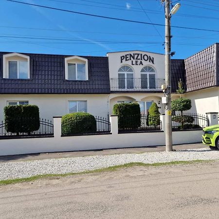 Penzion Lea Diakovce Exterior foto